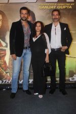 Rohit Roy, Sudhanshu Pandey at Jazbaa premiere on 8th Oct 2015